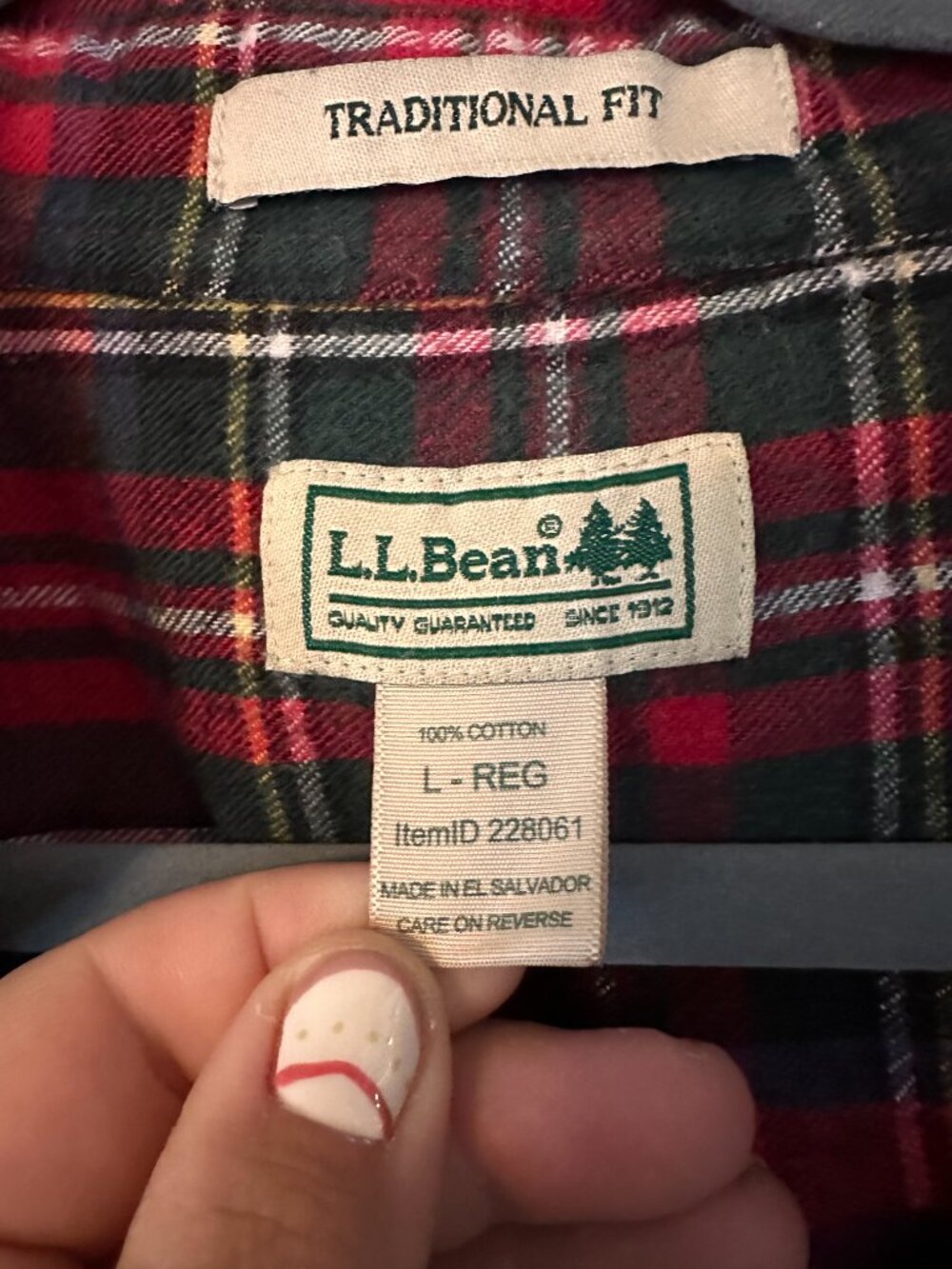 L.L.Bean Red Royal Stewart Tartan Plaid Flannel Traditional Fit - Men's L - Picture 2 of 4